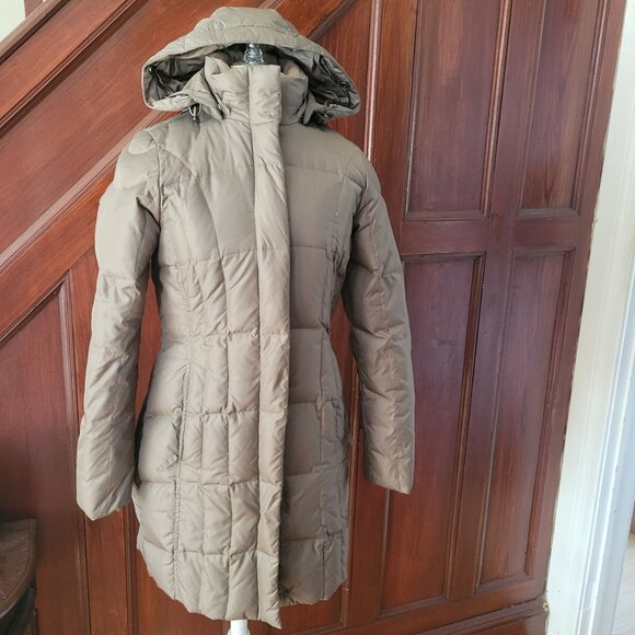 Eddie Bauer Womens Down Coat PXS Warm Hooded Winter Jacket Adjustable Waist Zipp